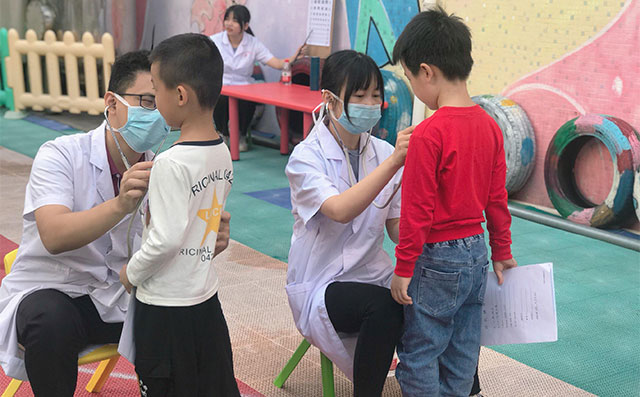 秋季孩子如何保。锥叭绾巫龊萌朐懊咳粘课缂？